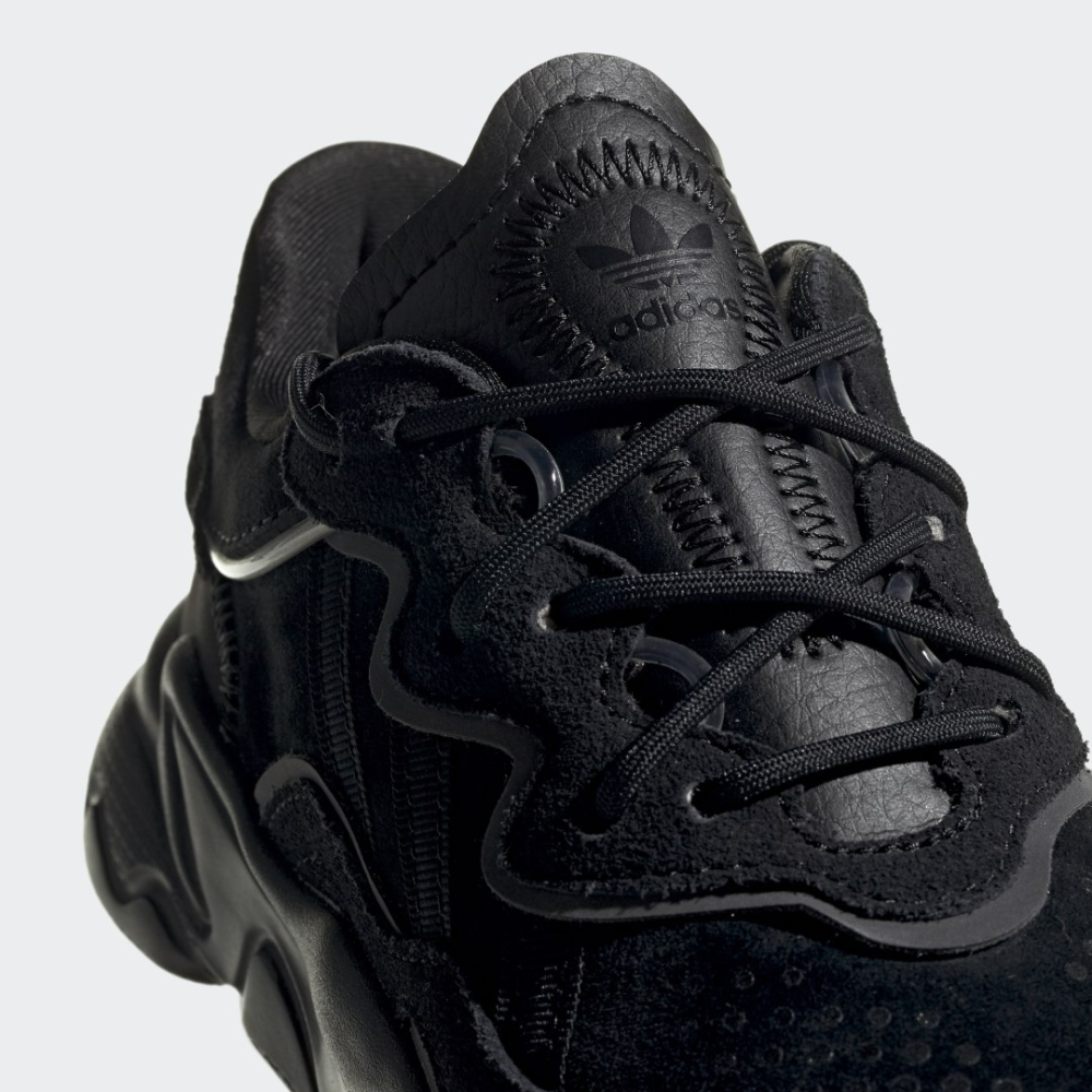 adidas OZWEEGO EF6298 / schwarz
