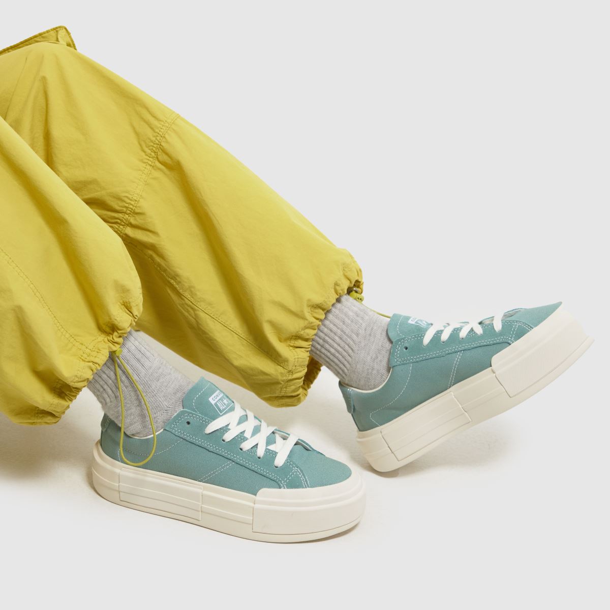 Converse – All Star Cruise – Gröna sneakers med lädermotiv