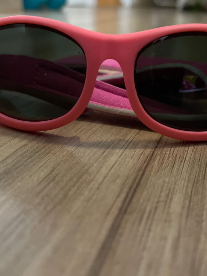 Bomio Sonnenbrille Idol Eyes ohne Bügel in pink günstig kaufen onesize