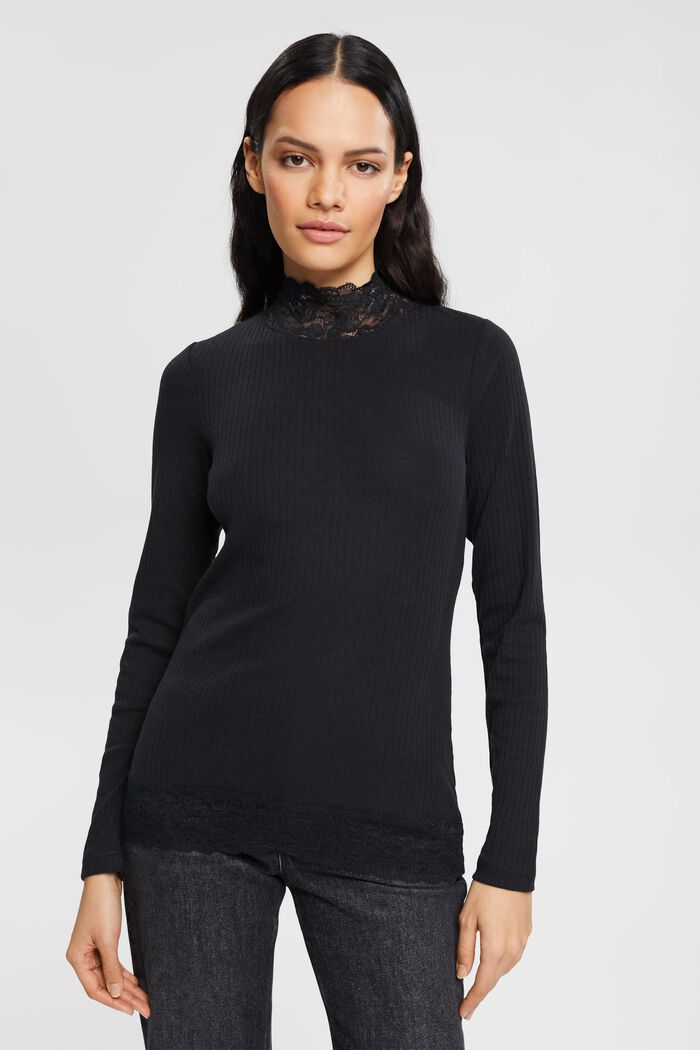 Geripptes Longsleeve mit Spitzenkragen