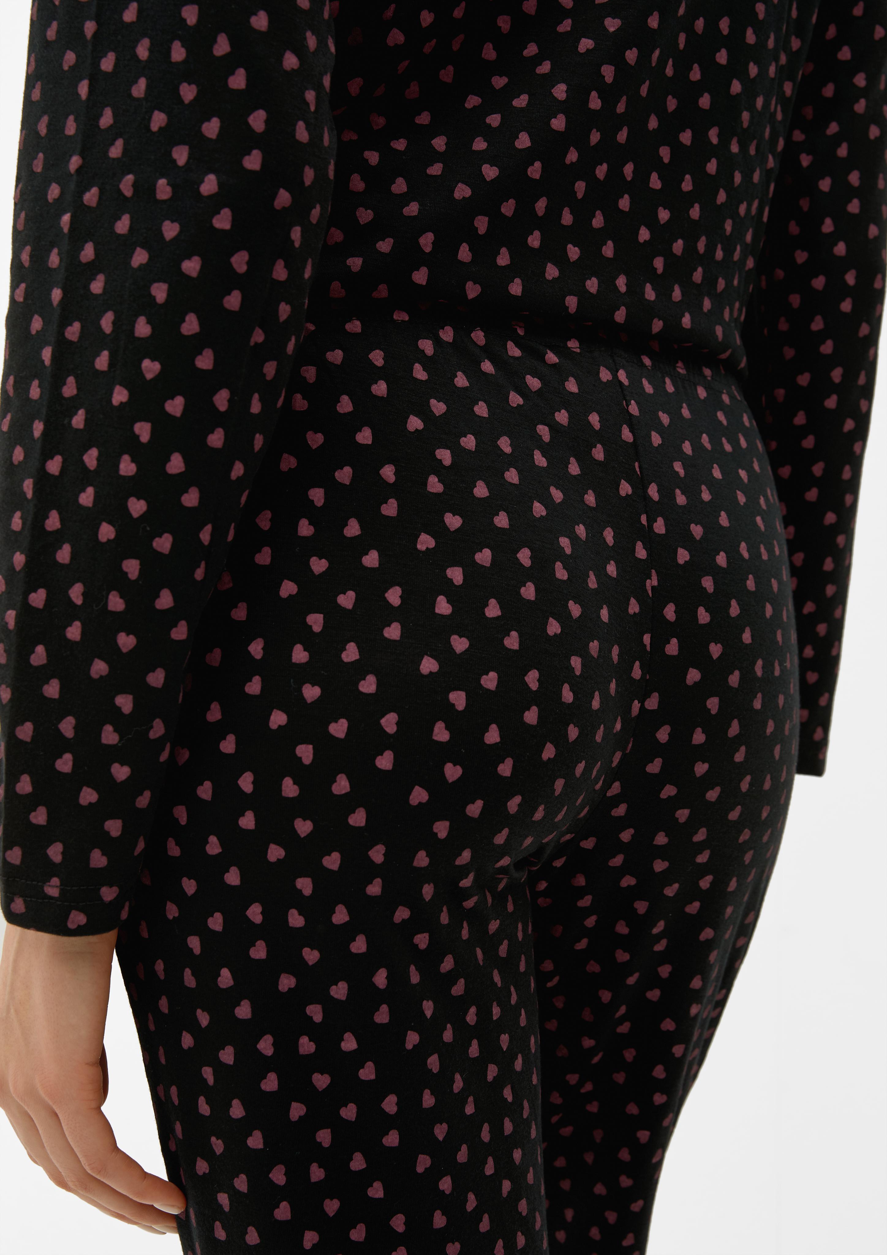 Pyjama-Set mit Herzchenmuster  6008009-99A2