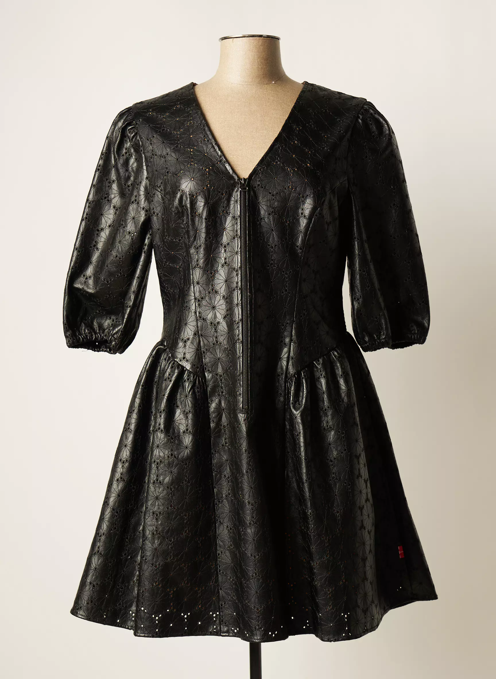 Temperatura Robes Courtes Femme couleur noir