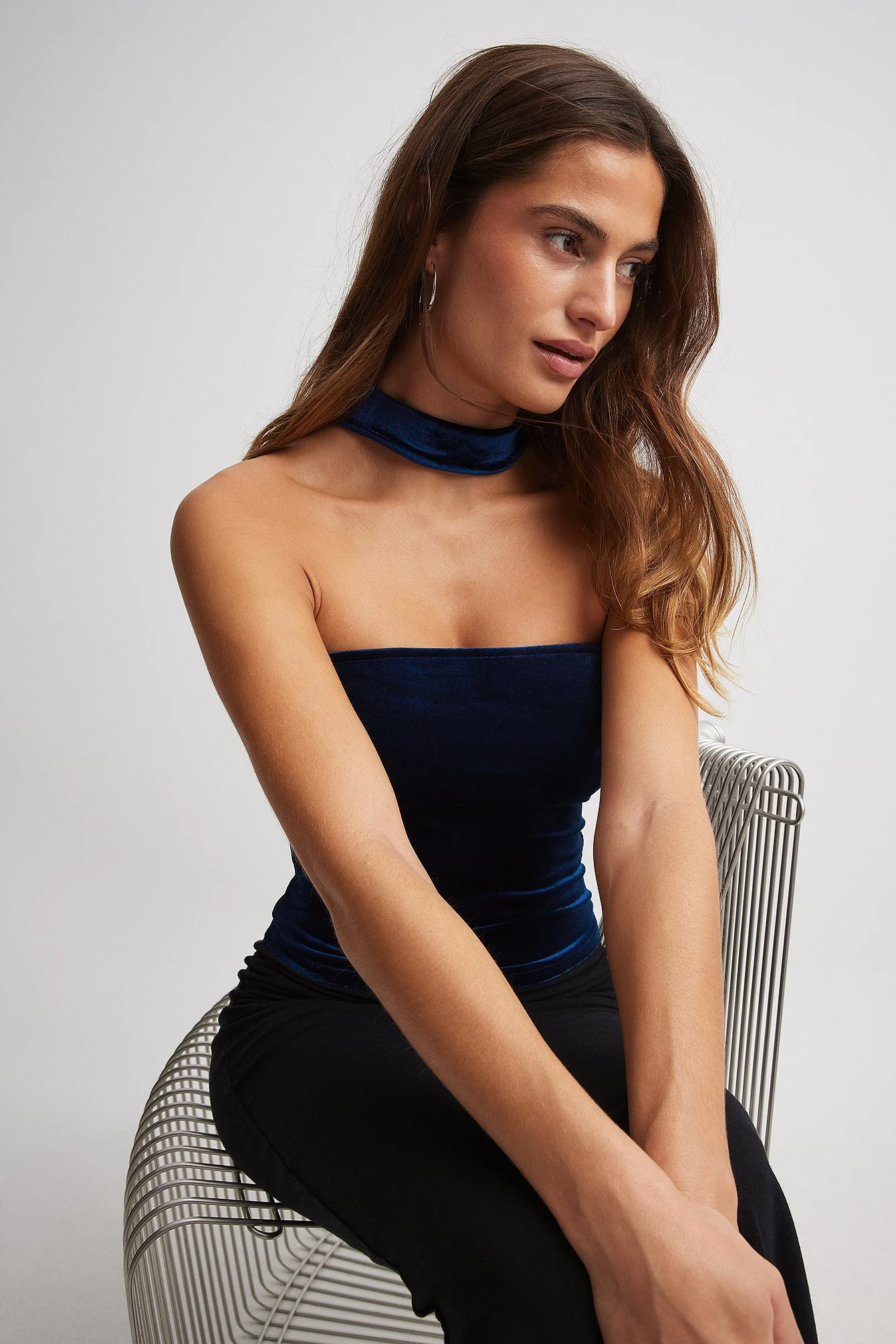 Samt-Top mit Choker