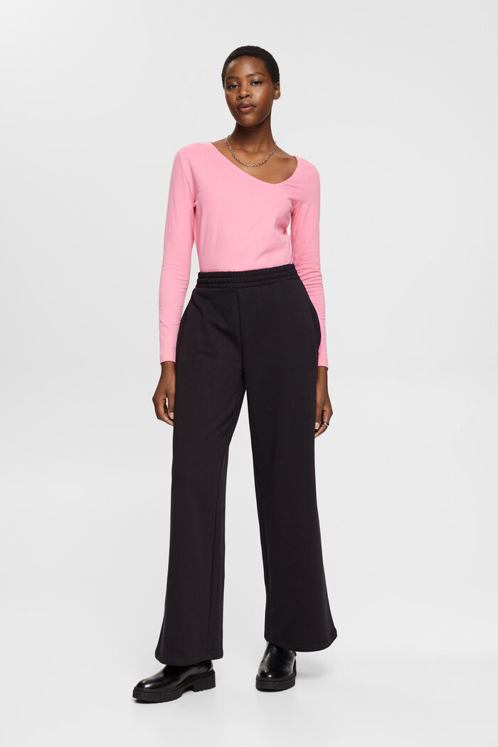 Longsleeve mit asymmetrischem Ausschnitt