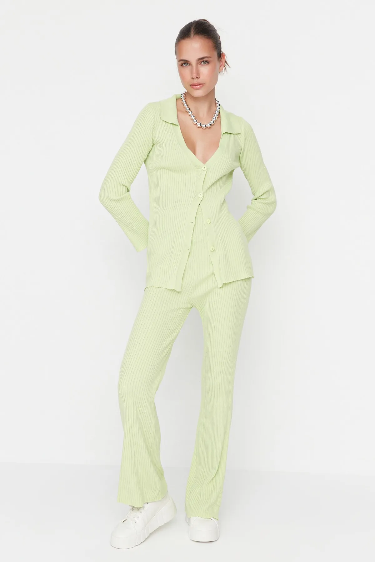 Trendyol Collection  Mint Basic Strickoberteil und -unterteil im Set mit Polokragen TWOAW23AU00007