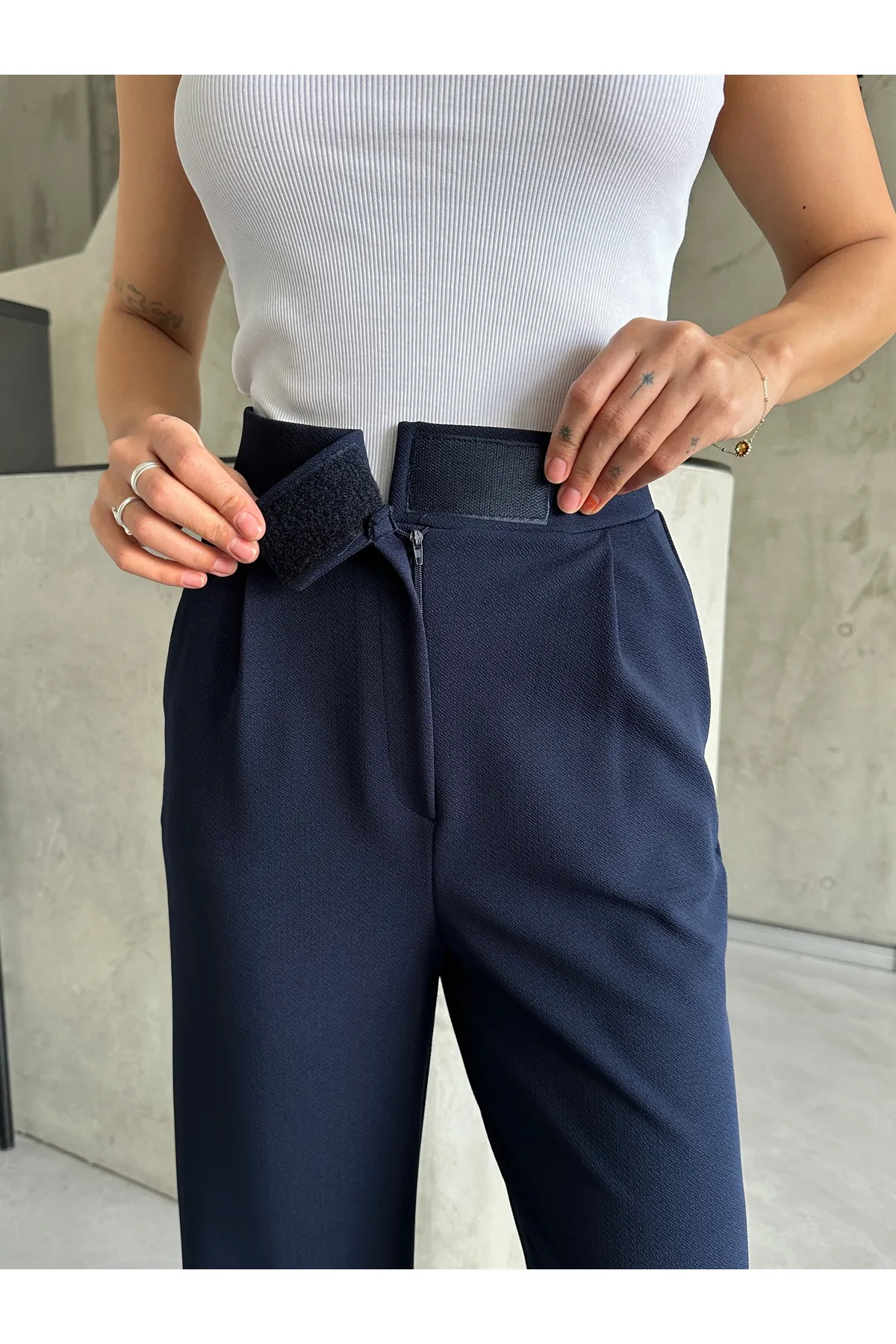 Laluvia  Parla Damen-Palazzohose aus Lycra mit Klettverschluss in Marineblau