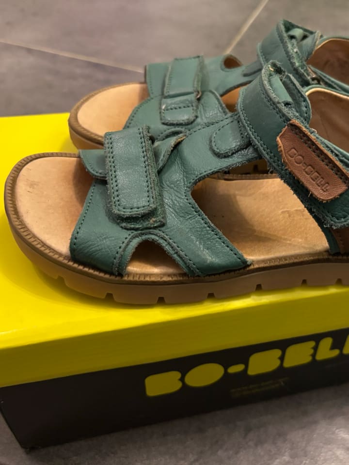 BO-BELL Leder-Sandalen in Grün günstig kaufen 32