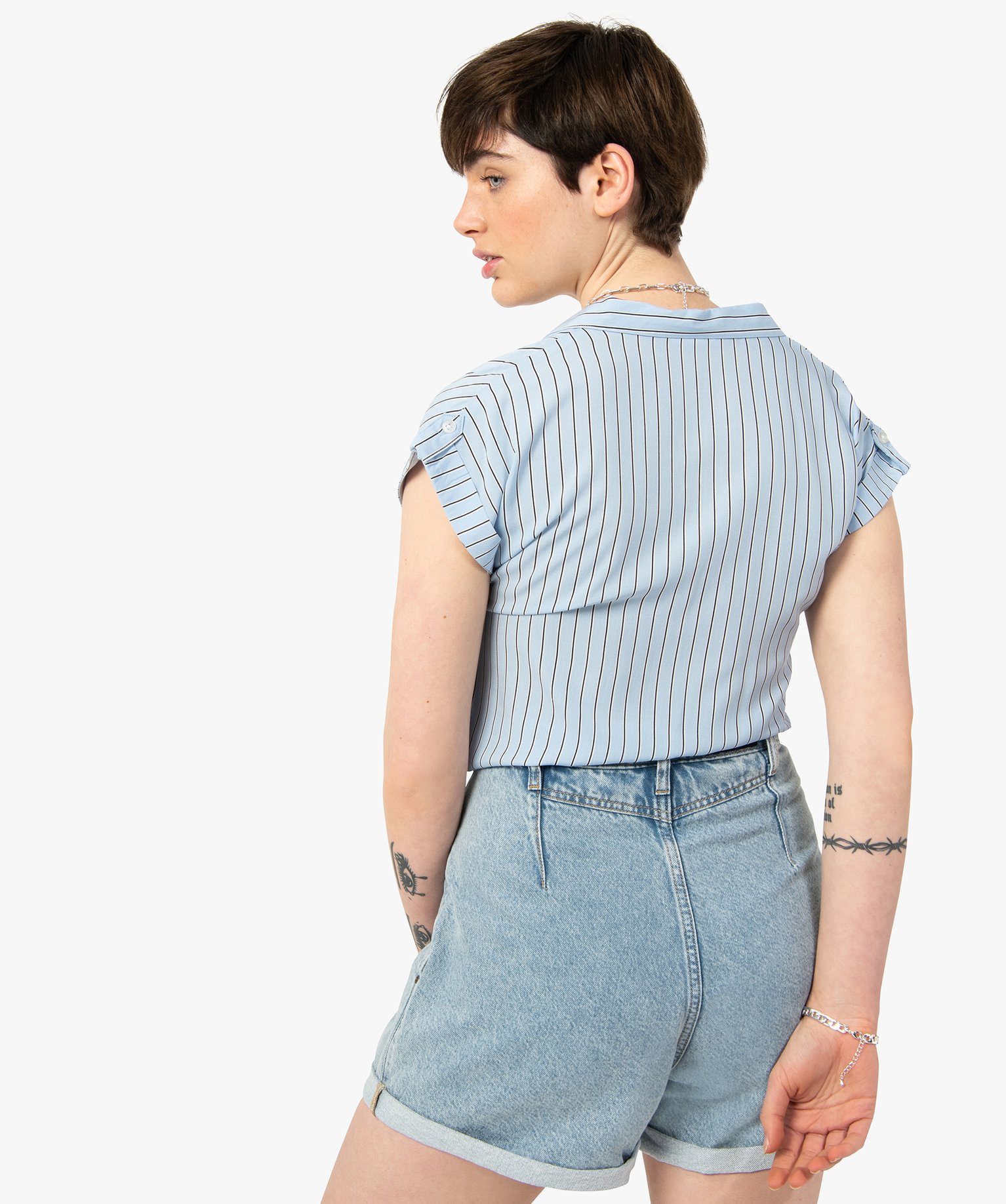Chemise femme à manches courtes avec patte sur l'épaule raye | GEMO
