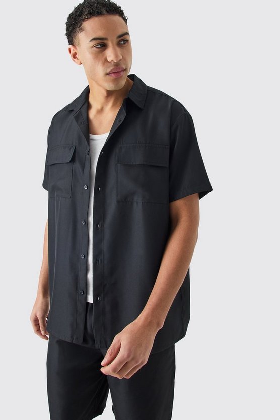 Kurzärmliges Twill Overshirt und Shorts