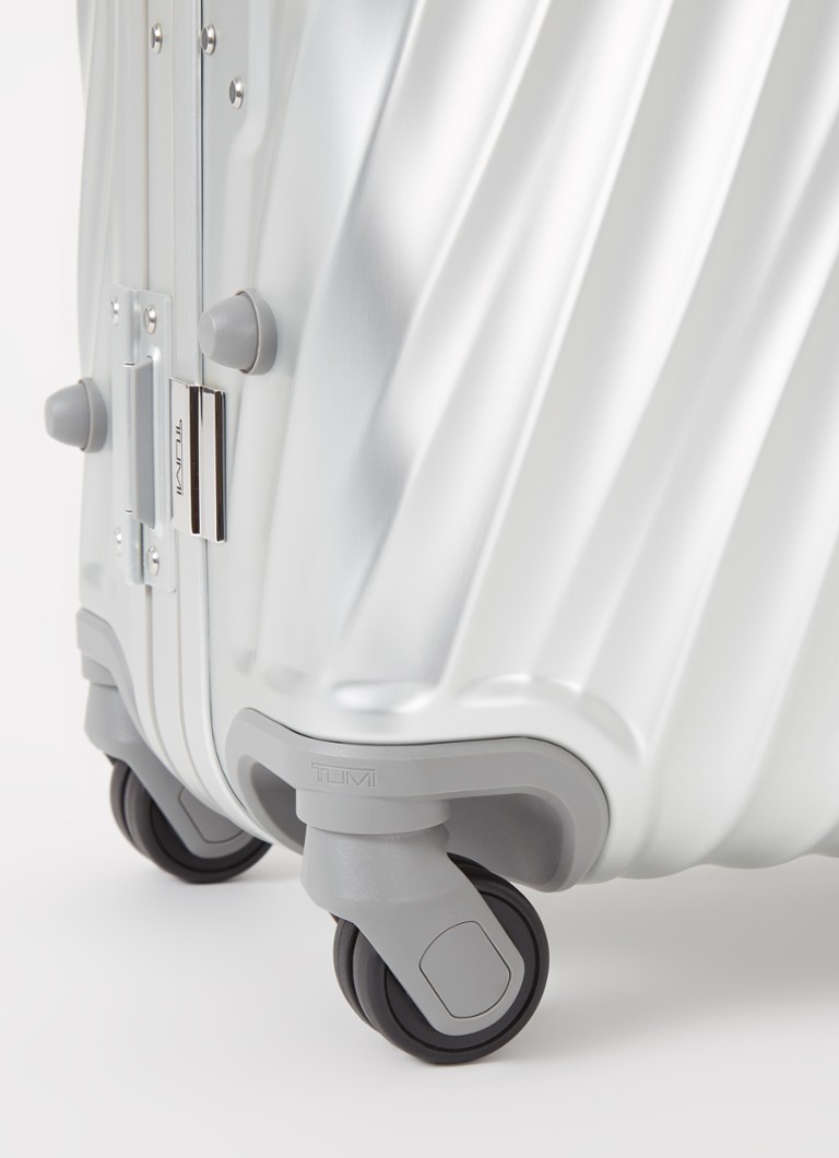 Tumi 19 grādu starptautisks izvelkams spineris 56 cm