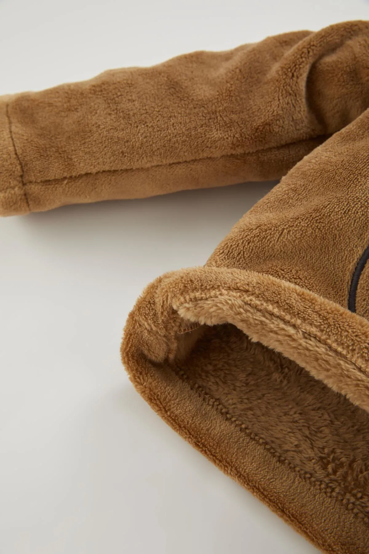 DeFacto  Baby Boy Teddybär gemustertes Plüsch-Oberteil und -Unterteil mit Kapuze, 2er-Set