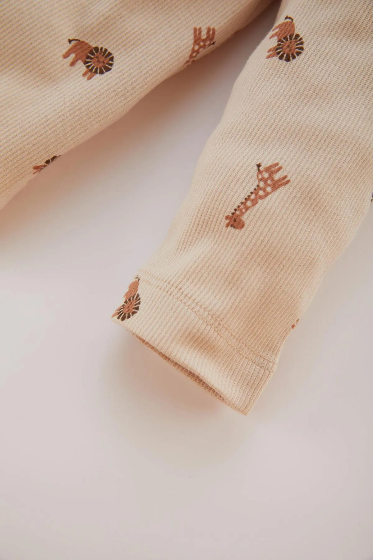 DeFacto  Pyjama-Set für Babys und Jungen mit Safari-Print, langärmlig, geripptes Unterhemd B7733a524sp