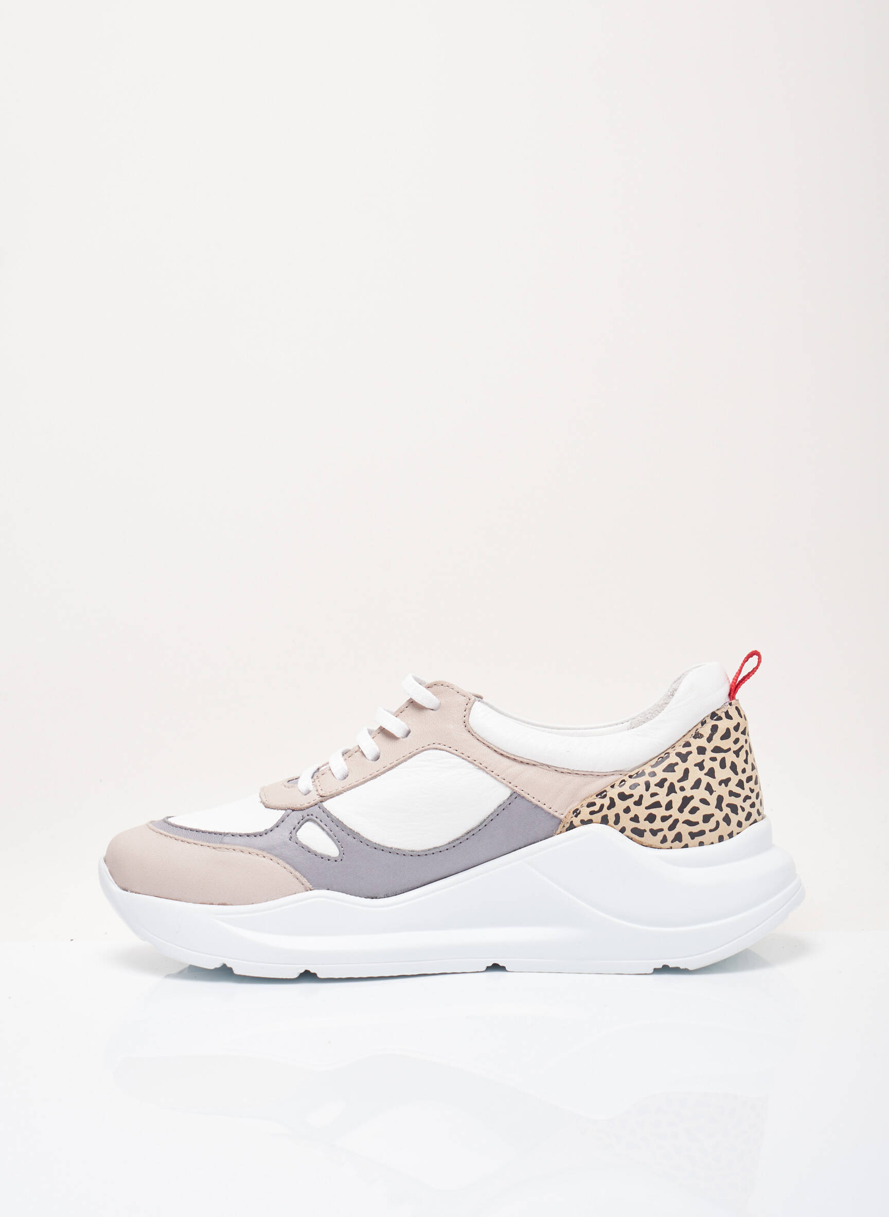 Andrea Conti Baskets Femme couleur beige