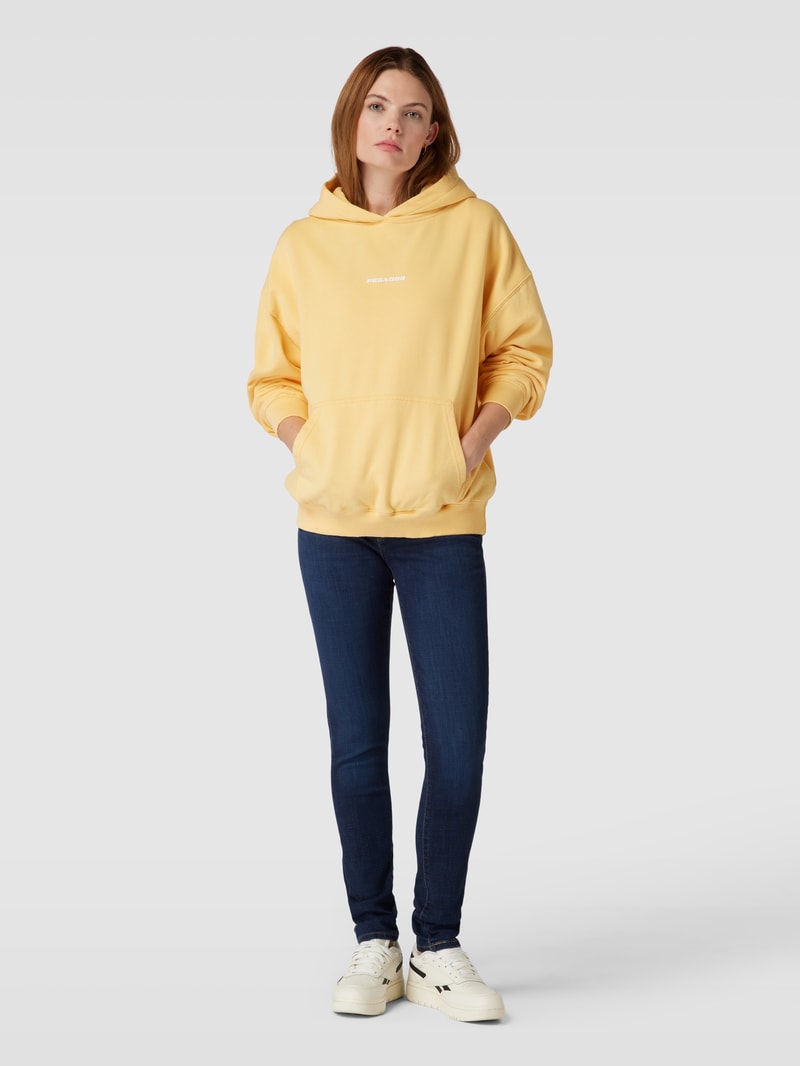 Jeans im 5-Pocket Design Modell 'SHAPING SKINNY' in dunkelblau