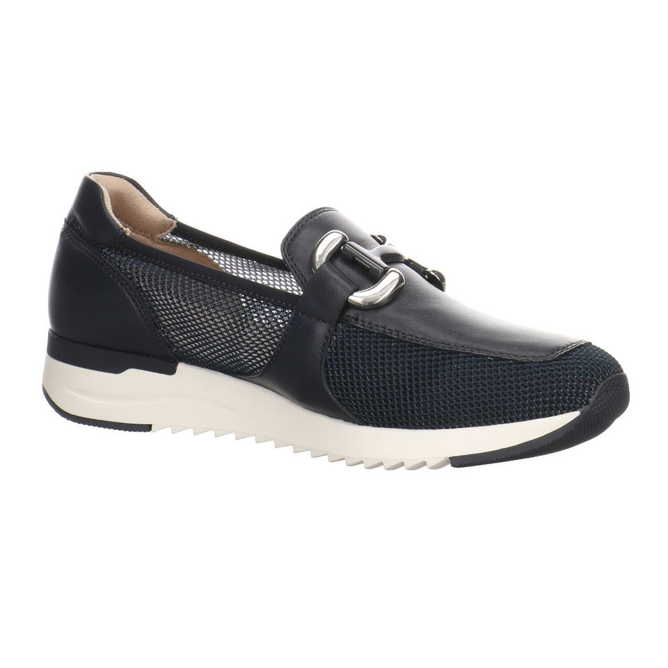 Caprice Slipper