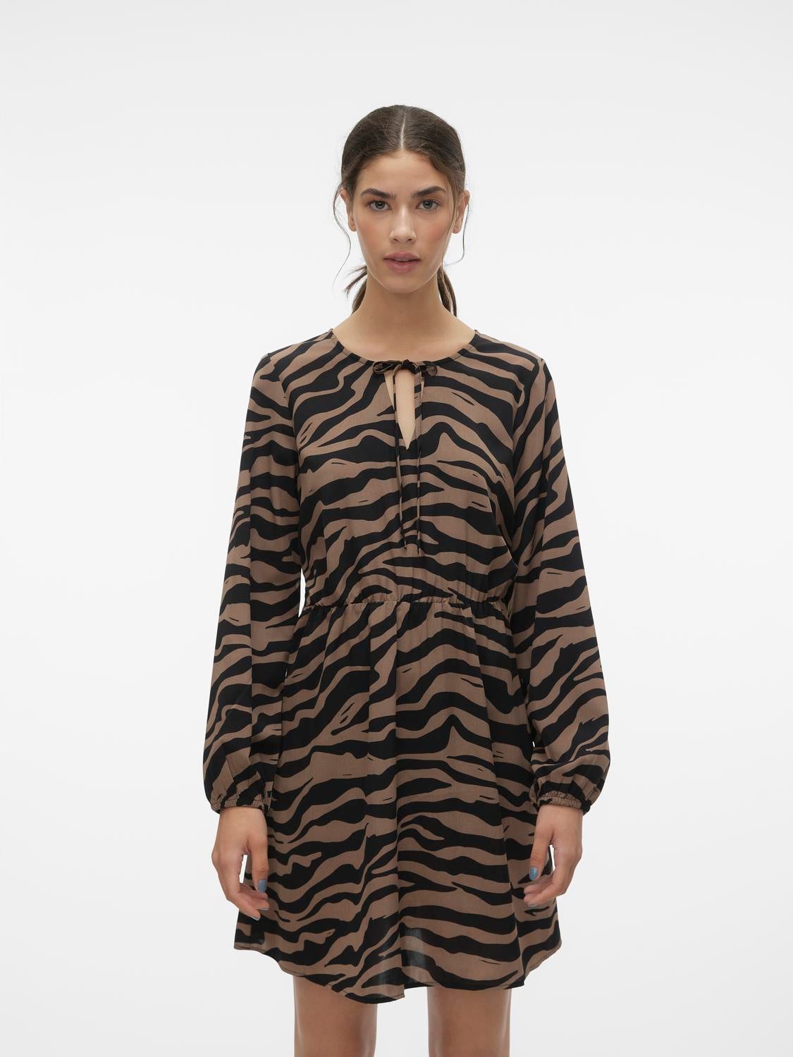 VMSHILAH Kurzes Kleid