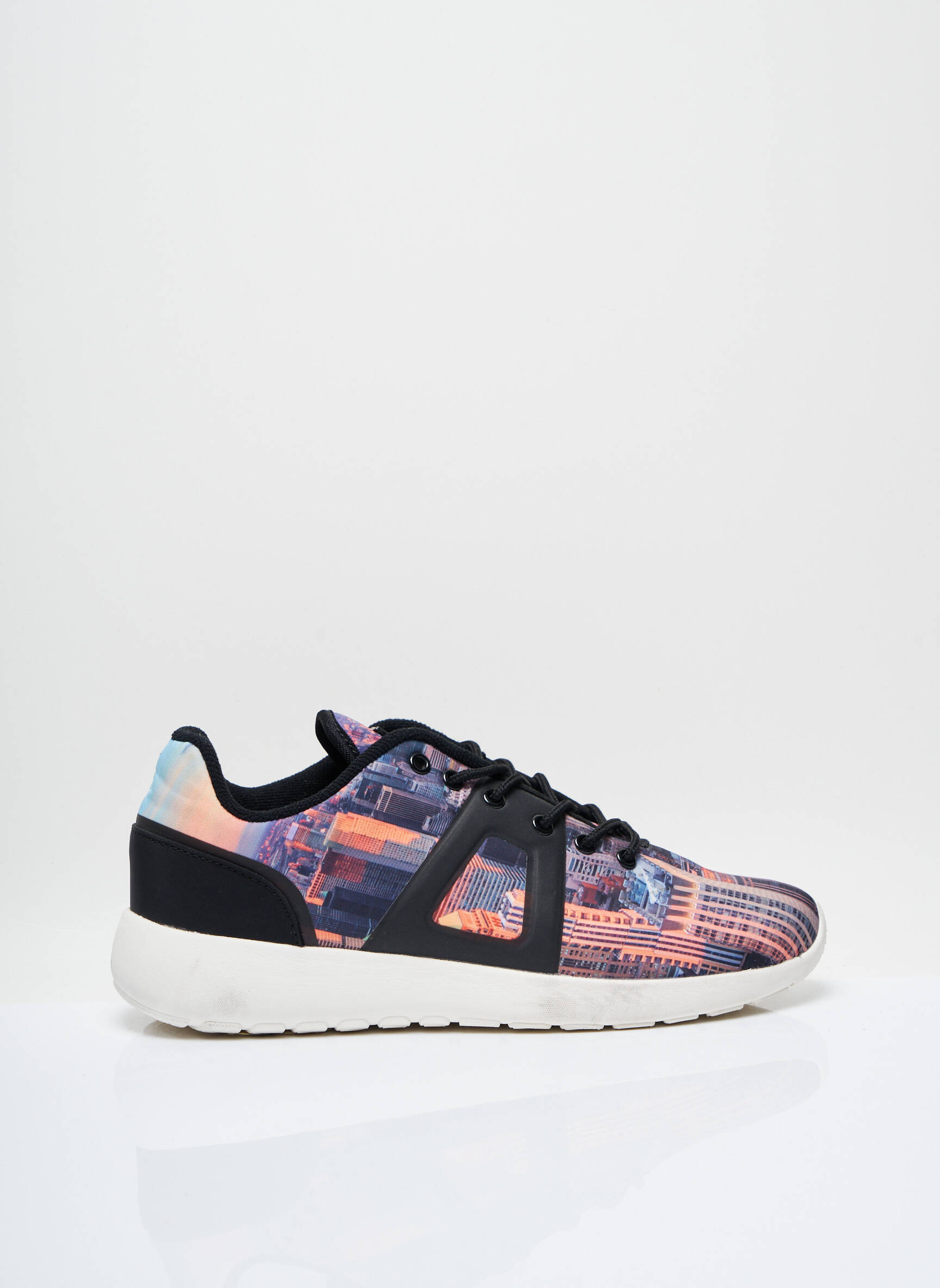 Asfvlt Baskets Femme couleur noir