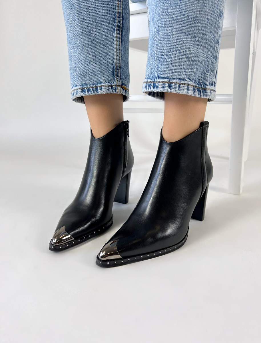 Myma  5838 - Noir