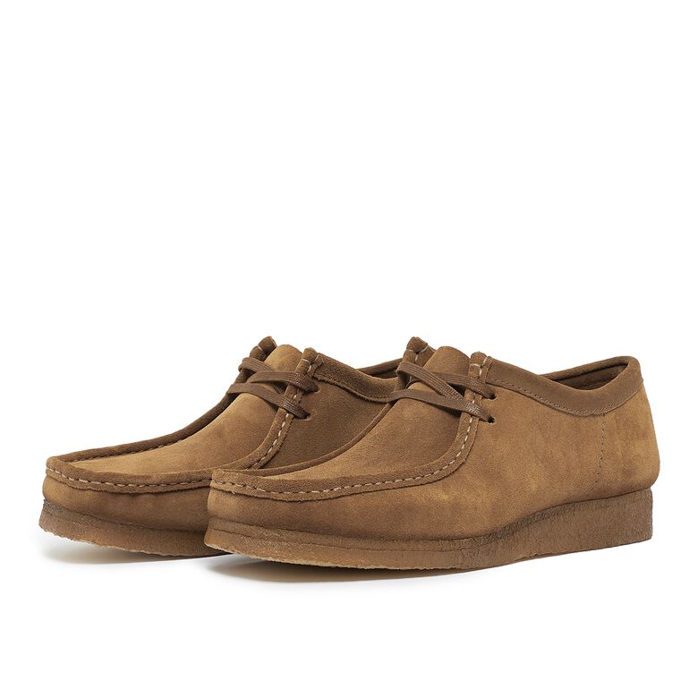 Clarks Wallabee cola