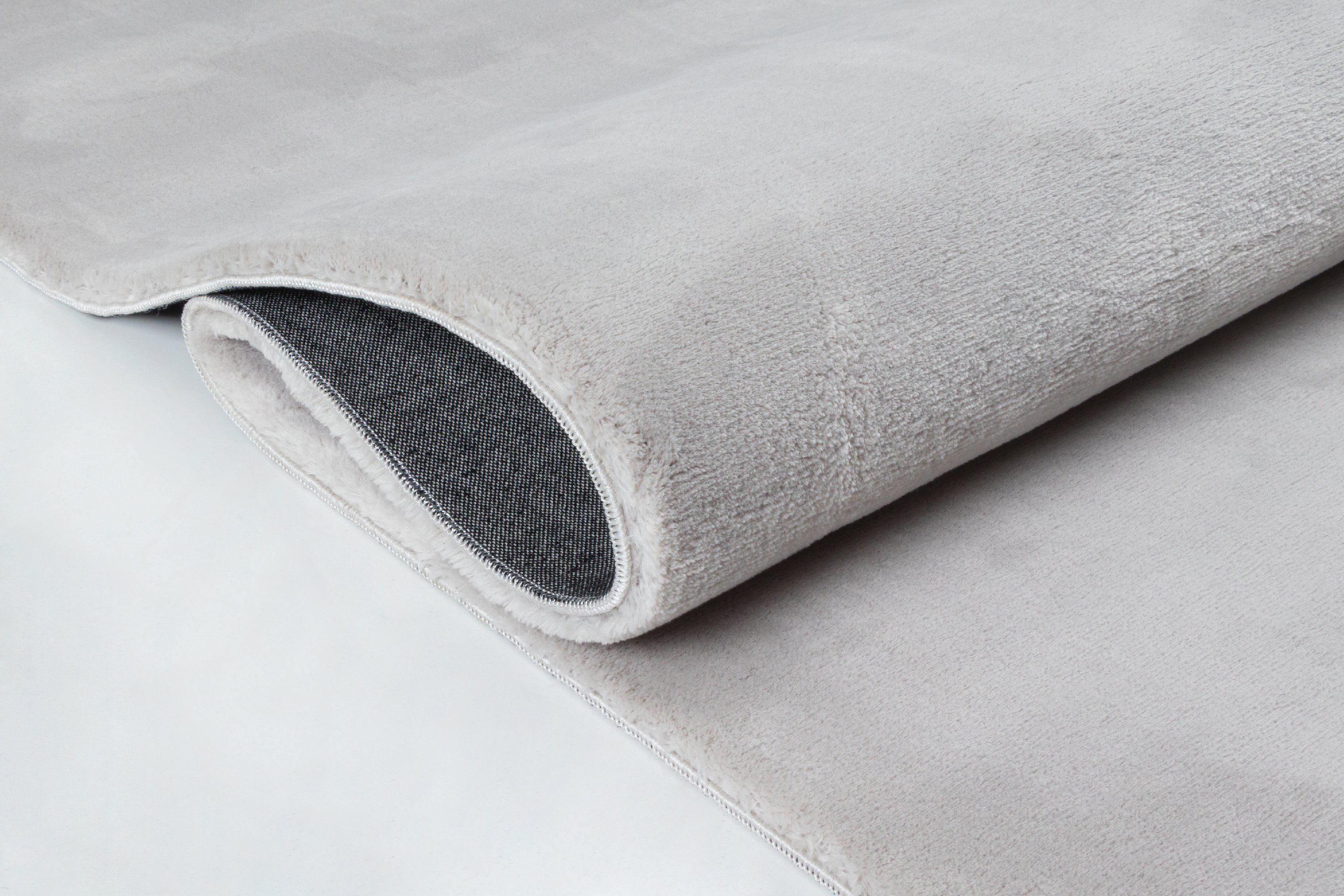 Hochflor-Teppich Teppich Lina Moderner Teppich, Super Soft, Kunstfell, Felloptik, the carpet, Rechteck, Höhe: 16 mm, Wohnzimmer, Schlafzimmer, Flauschig, Langflor