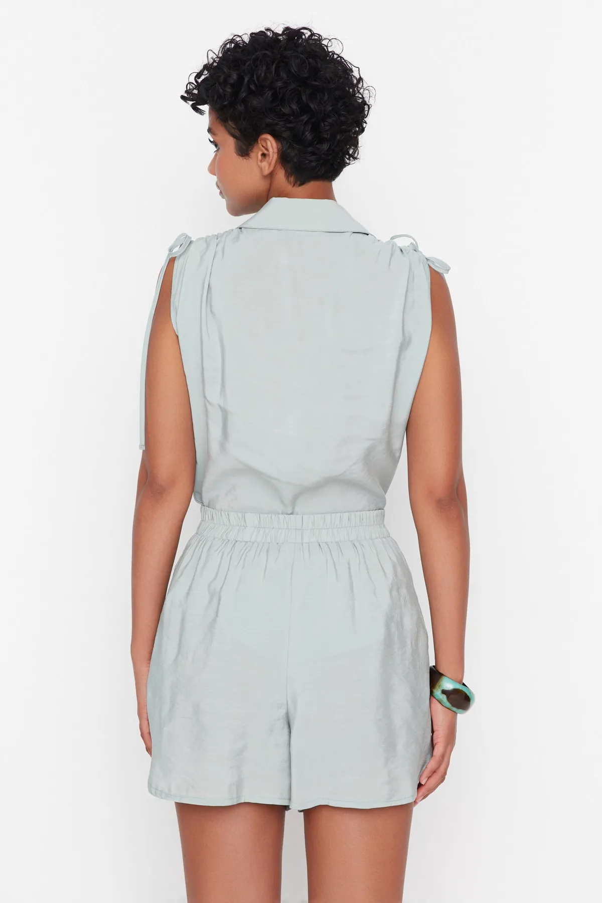 Trendyol Collection  Mintfarbene gewebte Shorts TWOSS22SR00153