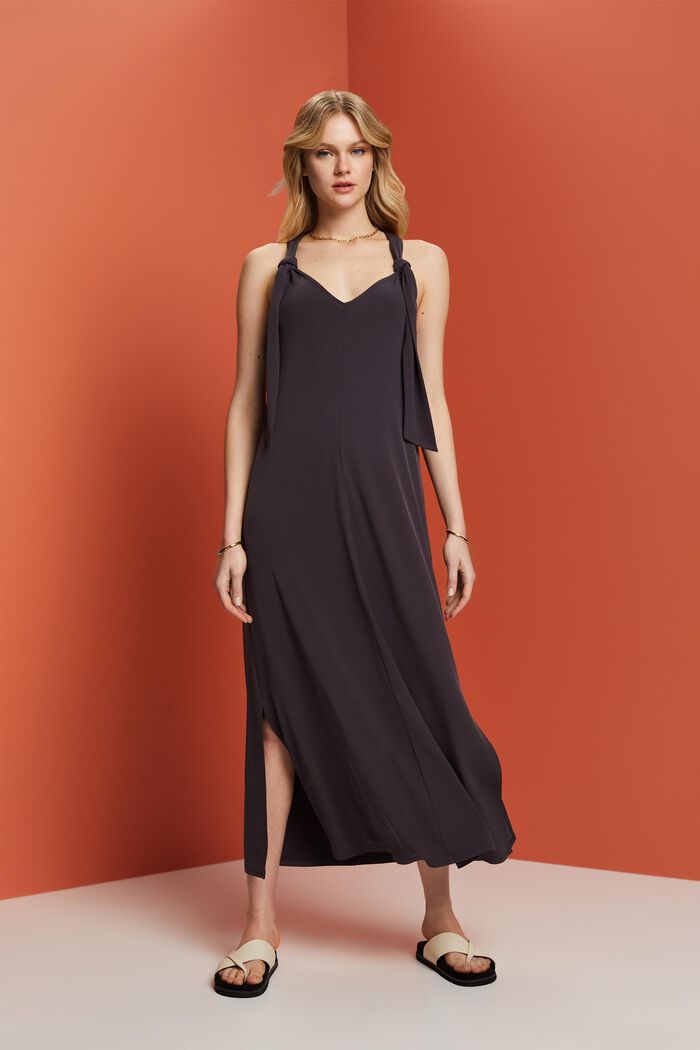 Maxikleid mit Bindedetail