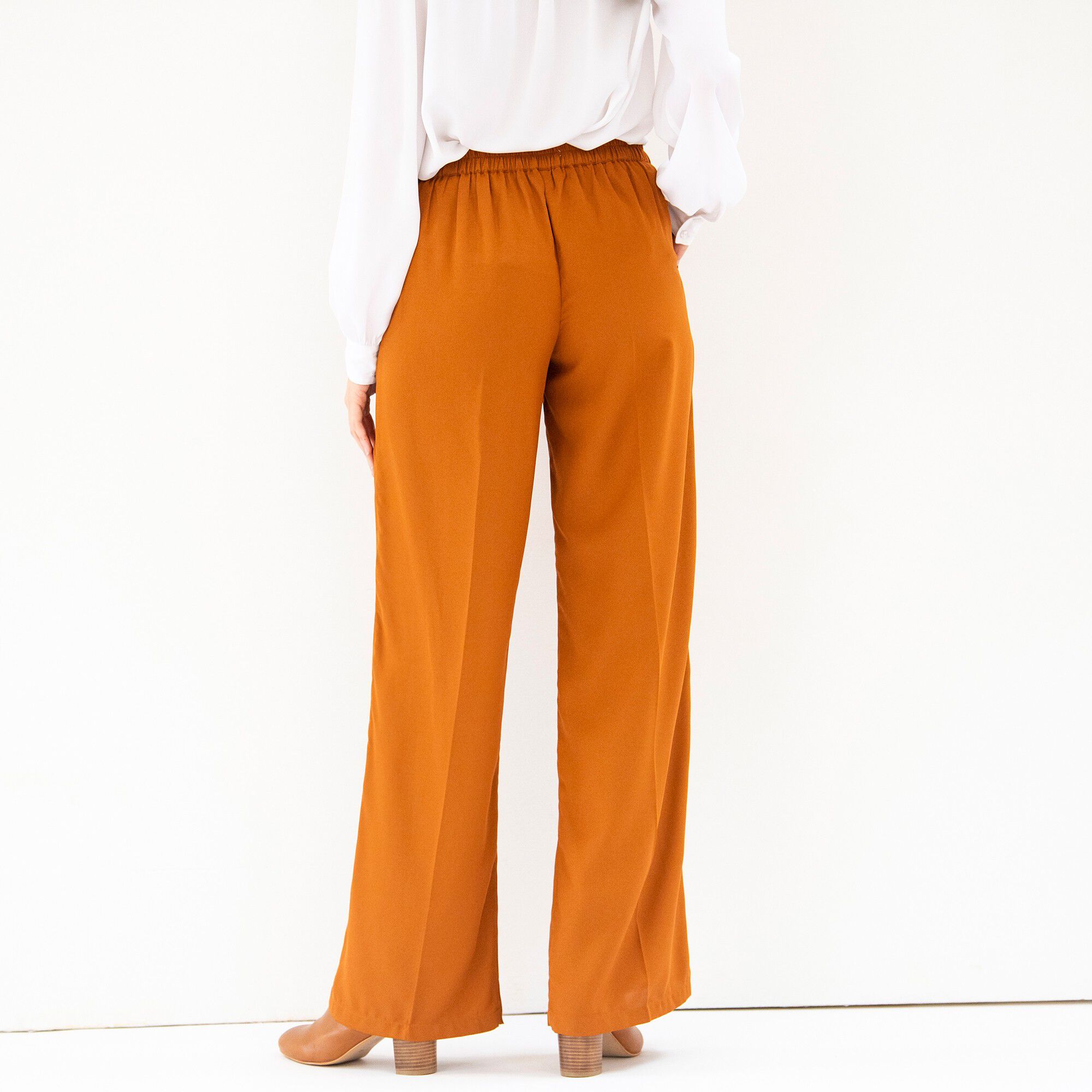 Pantalon large fluide, taille ceinturée, uni