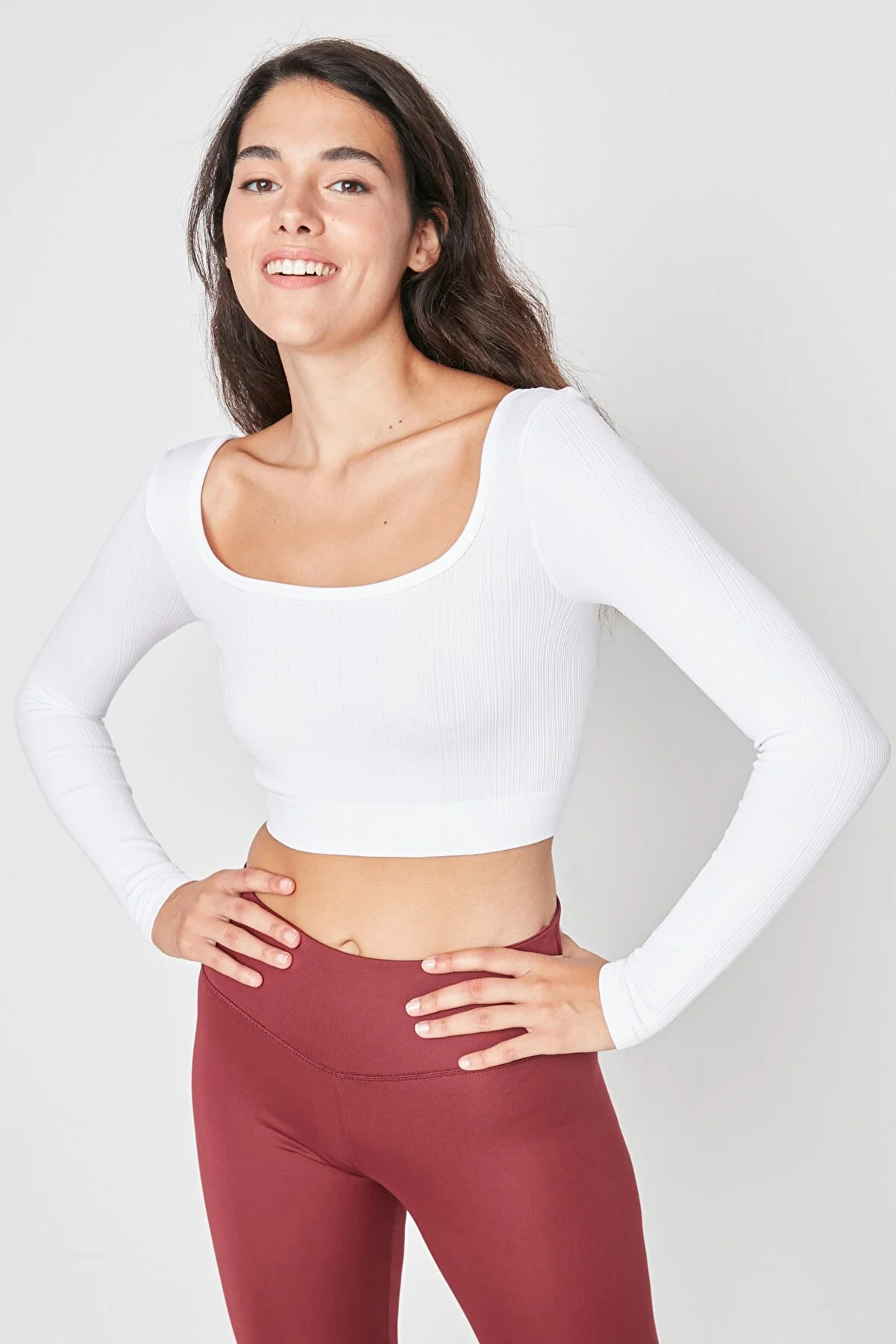 Trendyol Collection  Weißes, nahtloses/nahtloses, extra dehnbares, gestricktes Sport-Top/Bluse TWOAW22BZ0450