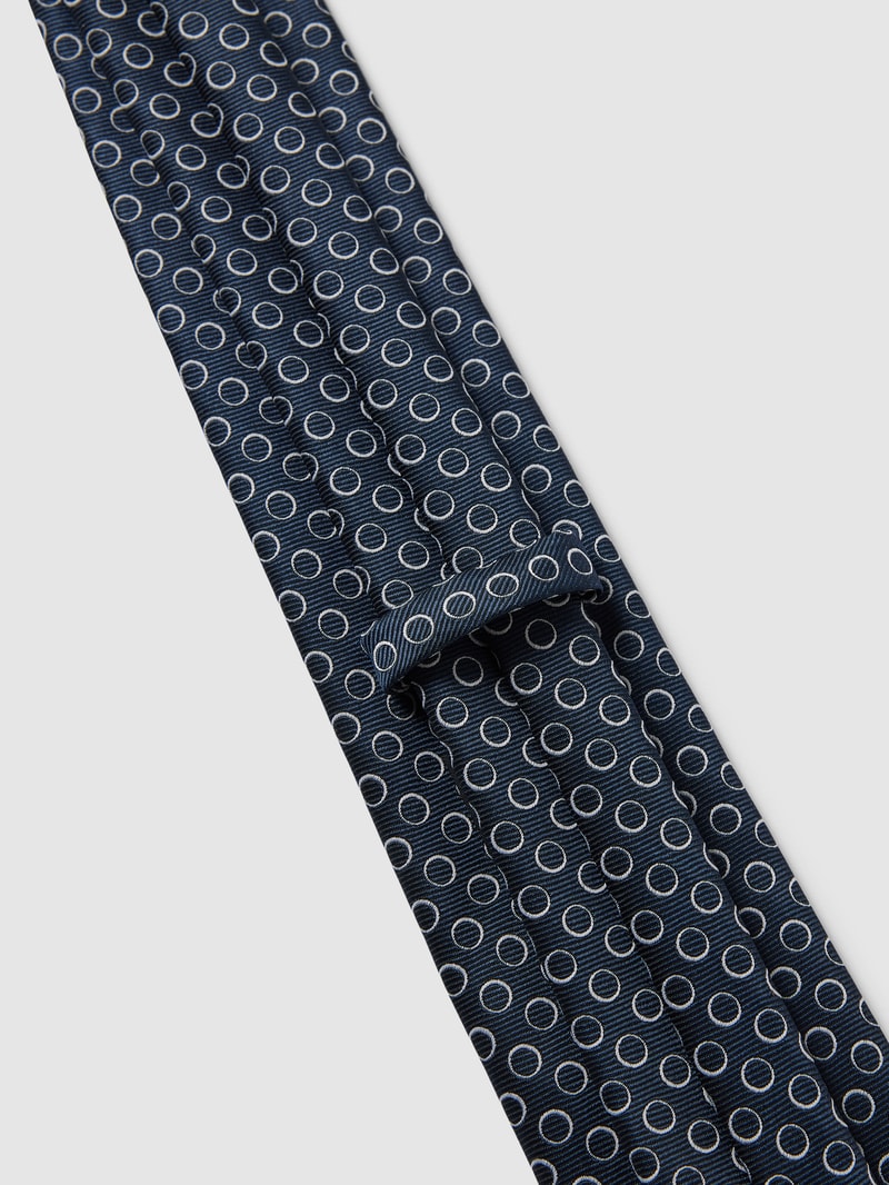 Breite Krawatte mit Allover-Muster in marineblau