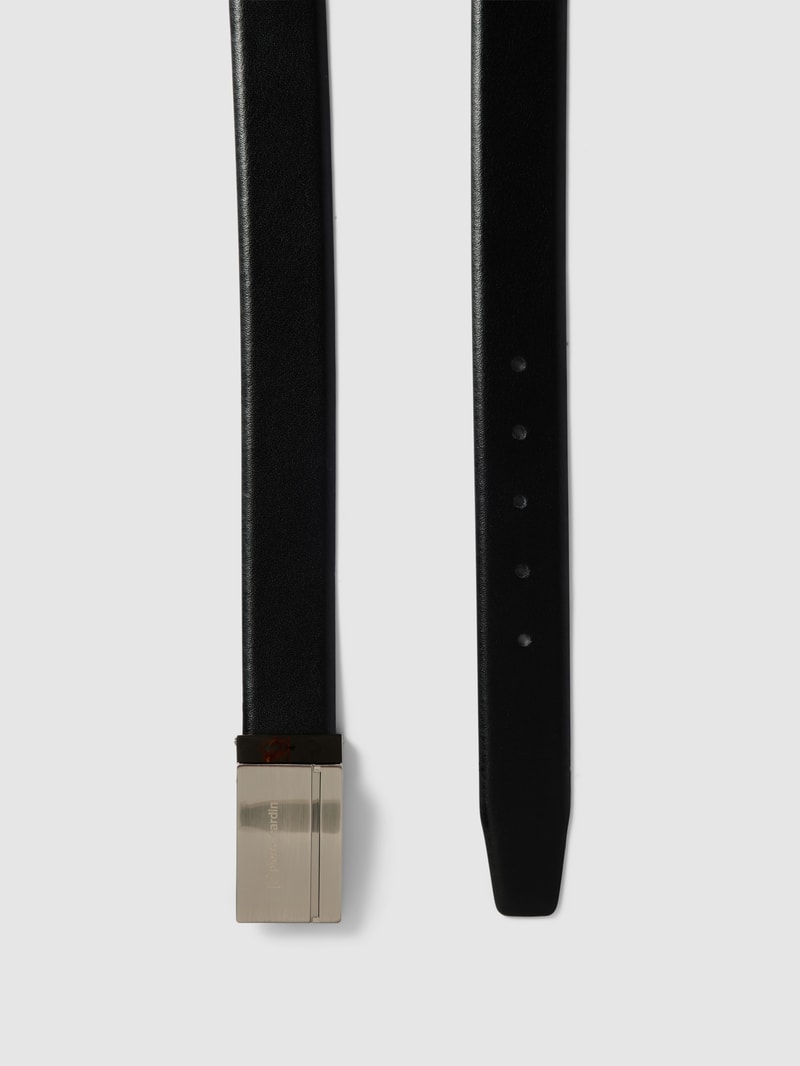 Ledergürtel mit Pinschließe in metallic Modell 'KOPPEL' in schwarz