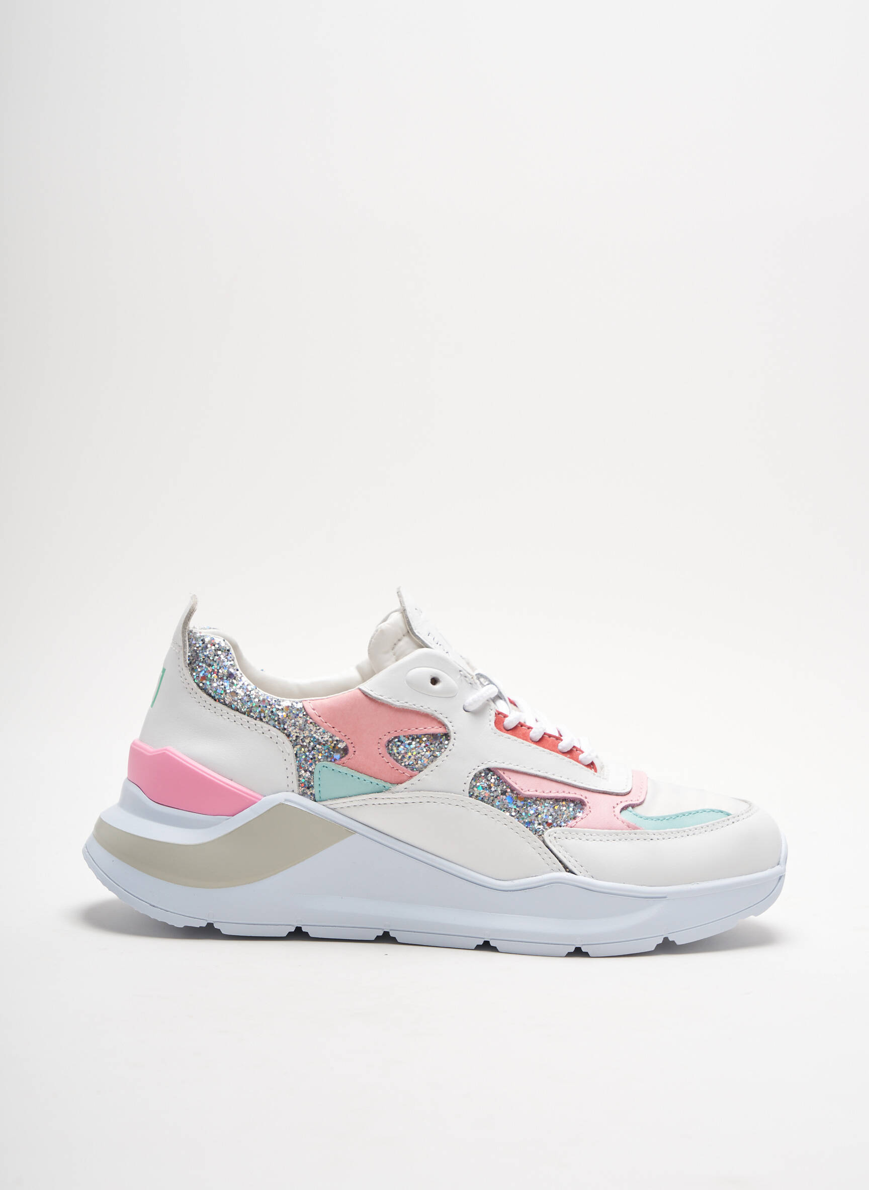 Date Baskets Femme couleur blanc