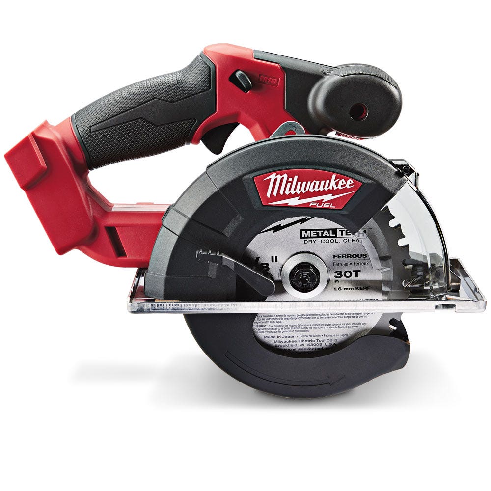 Serra circular Milwaukee 18V 135mm sem escovas, movida a combustível, modelo M18FMCS-0