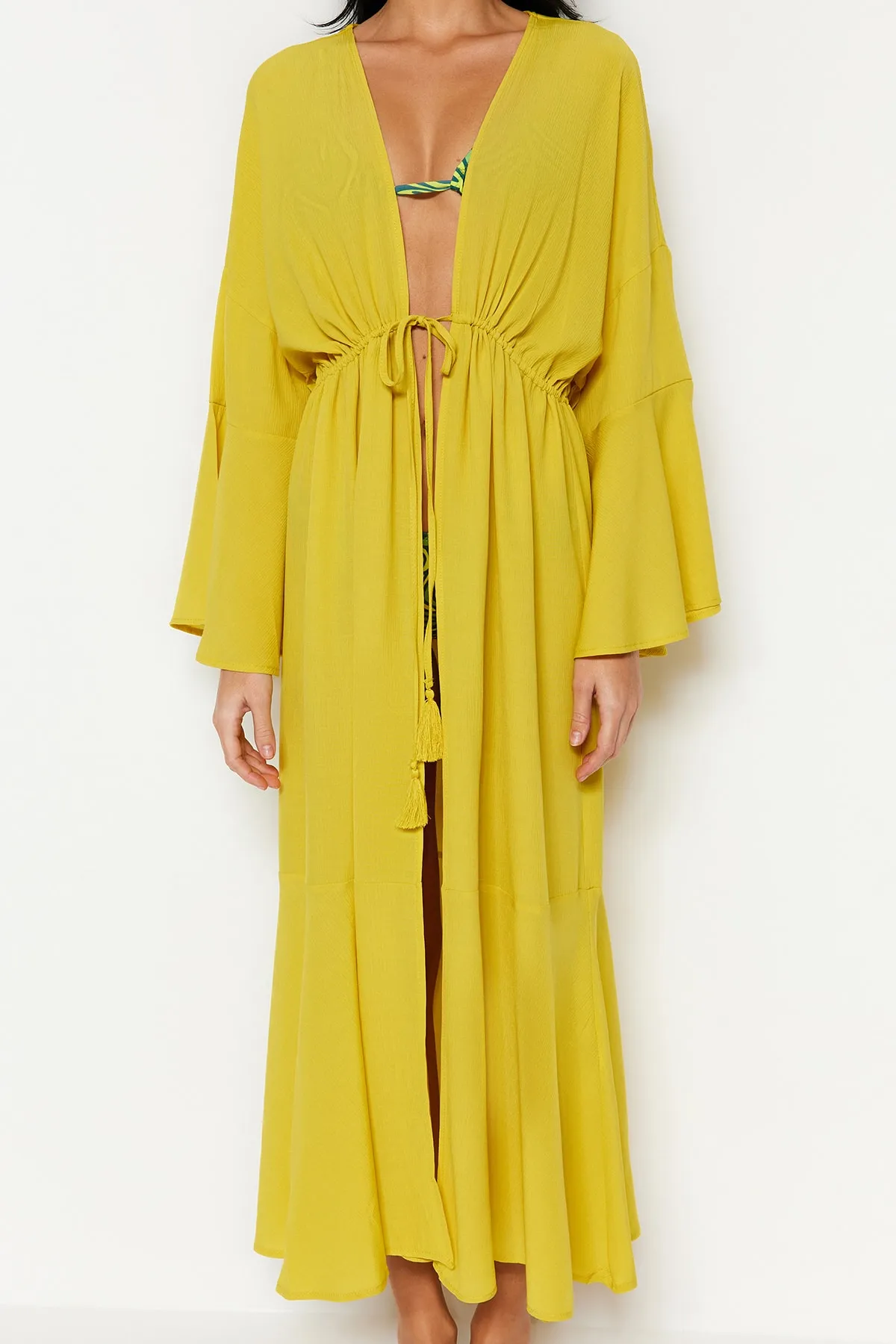 Trendyol Collection  Ölgrüner gewebter Maxi-Kimono und Kaftan mit Raffung TBESS23KM00105