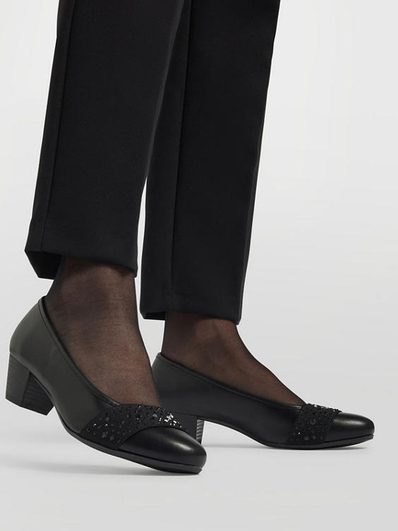 Easy Street Komfort Pumps