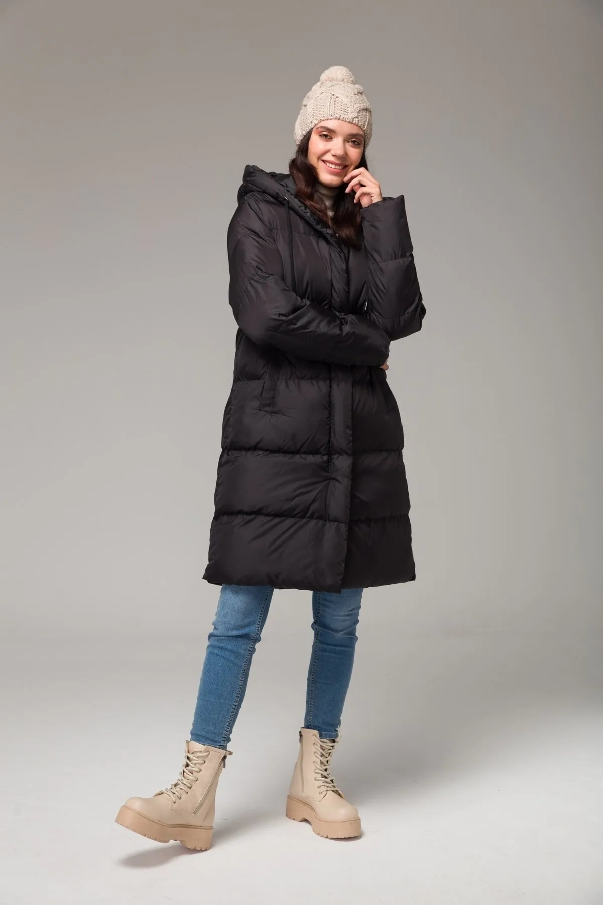 Olcay  Pufferjacke mit Kapuze und Reißverschluss, Schwarz 6225