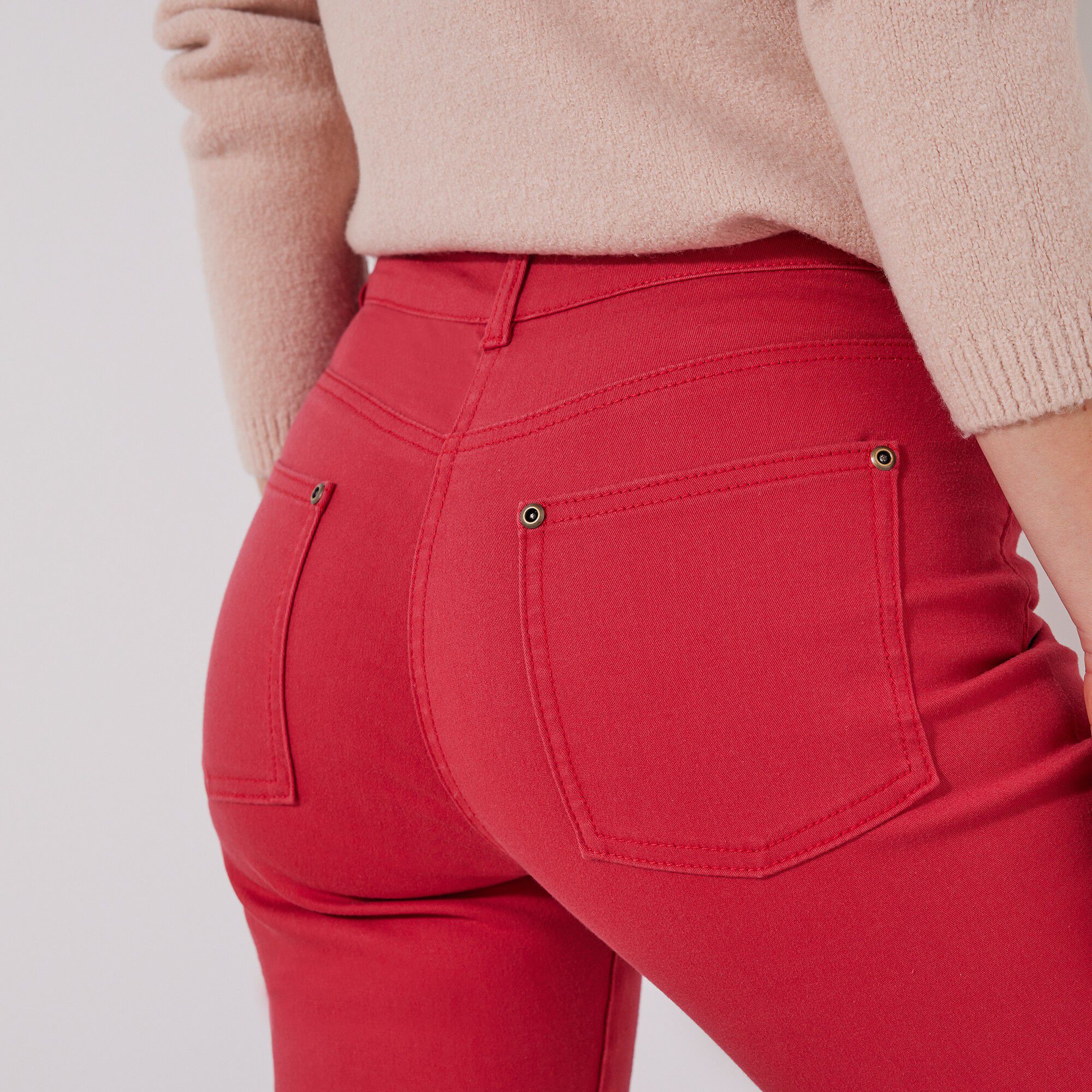 Pantalon 7/8ème fuselé stretch uni