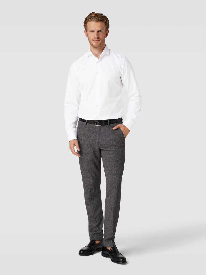 Slim Fit Business-Hemd mit Haifischkragen in weiß