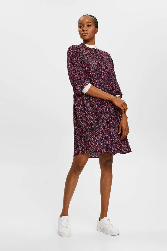 Florales Midikleid mit Knöpfen