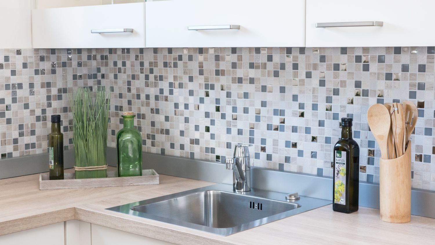 Mosani Mosaikfliesen Glasmosaik Naturstein Mosaik hellgrau silber matt / 10 Matten