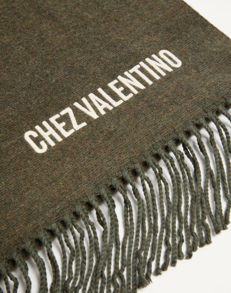 Cachecol bordado em lã Chez Valentino