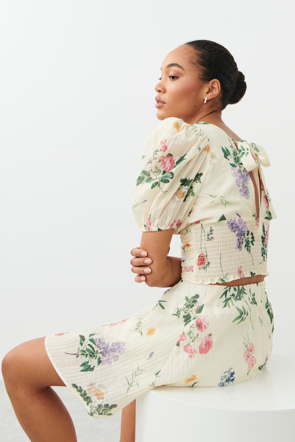 Puff sleeve top