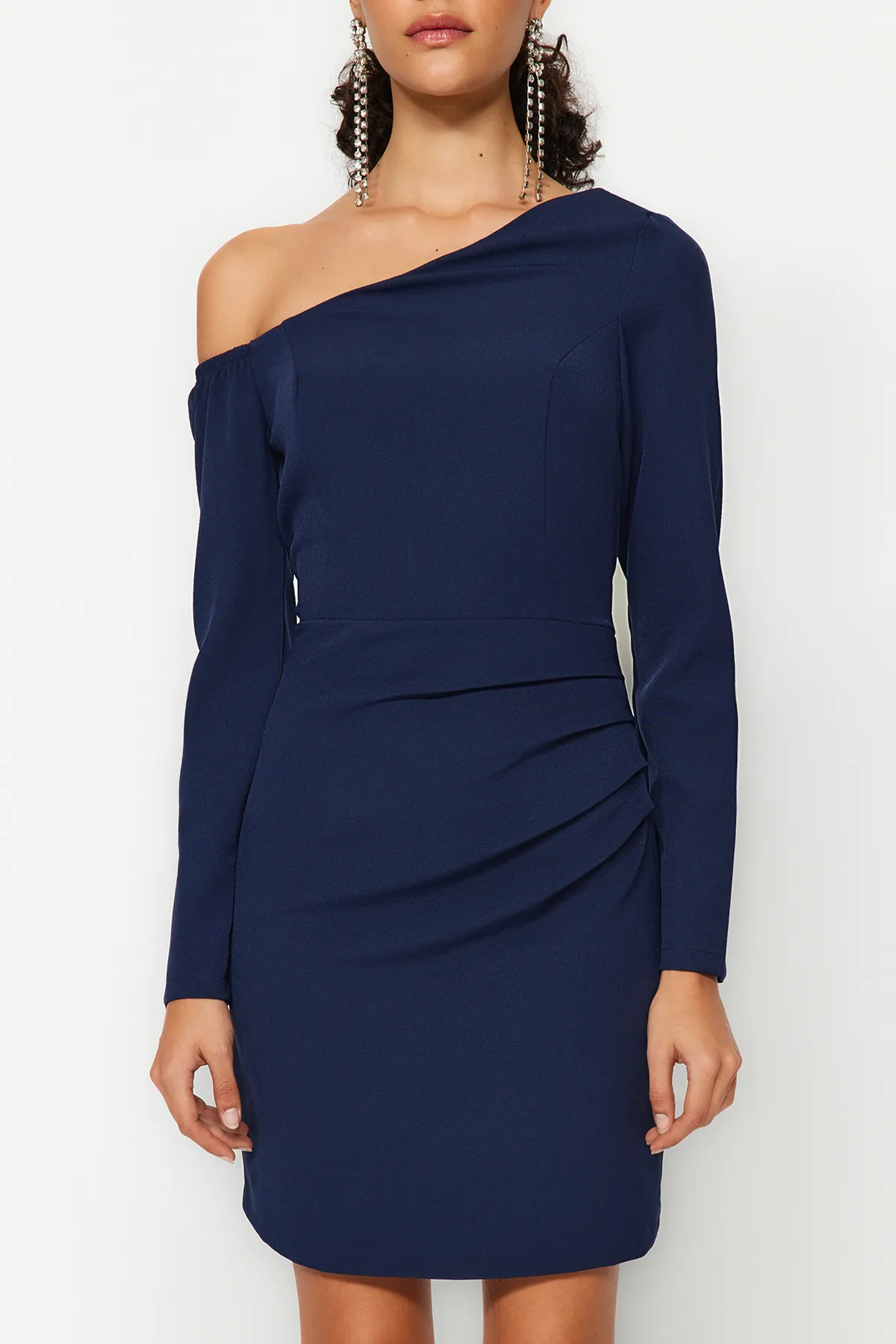 Trendyol Collection  Marineblaues, tailliertes, drapiertes, elegantes Abendkleid TPRAW24EL00083