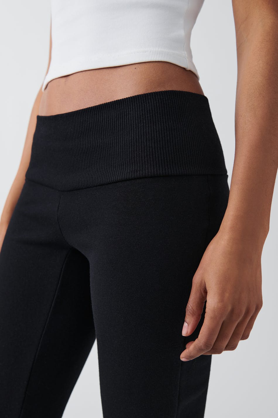Low flare sweatpants