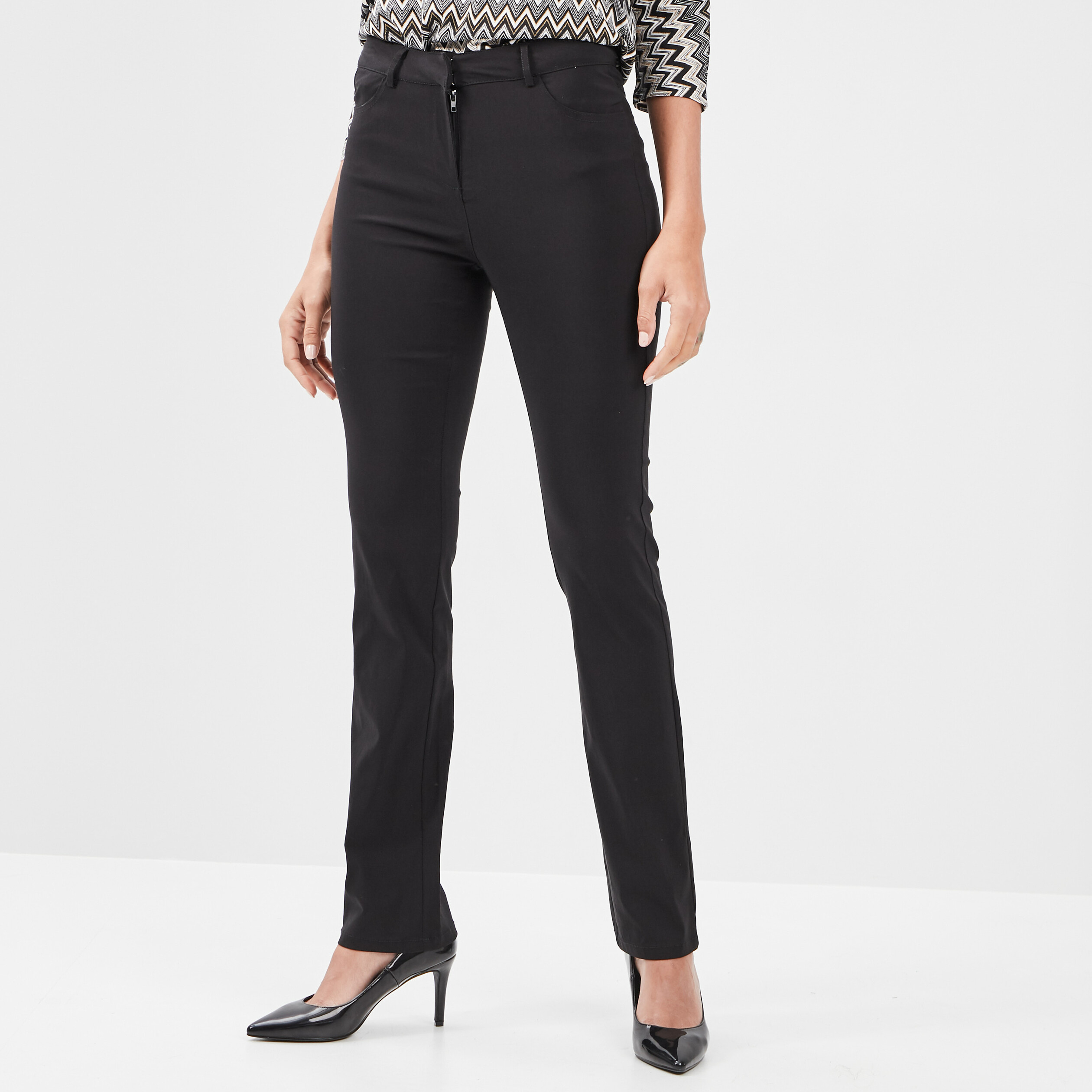 Pantalon droit stretch noir femme | La Halle