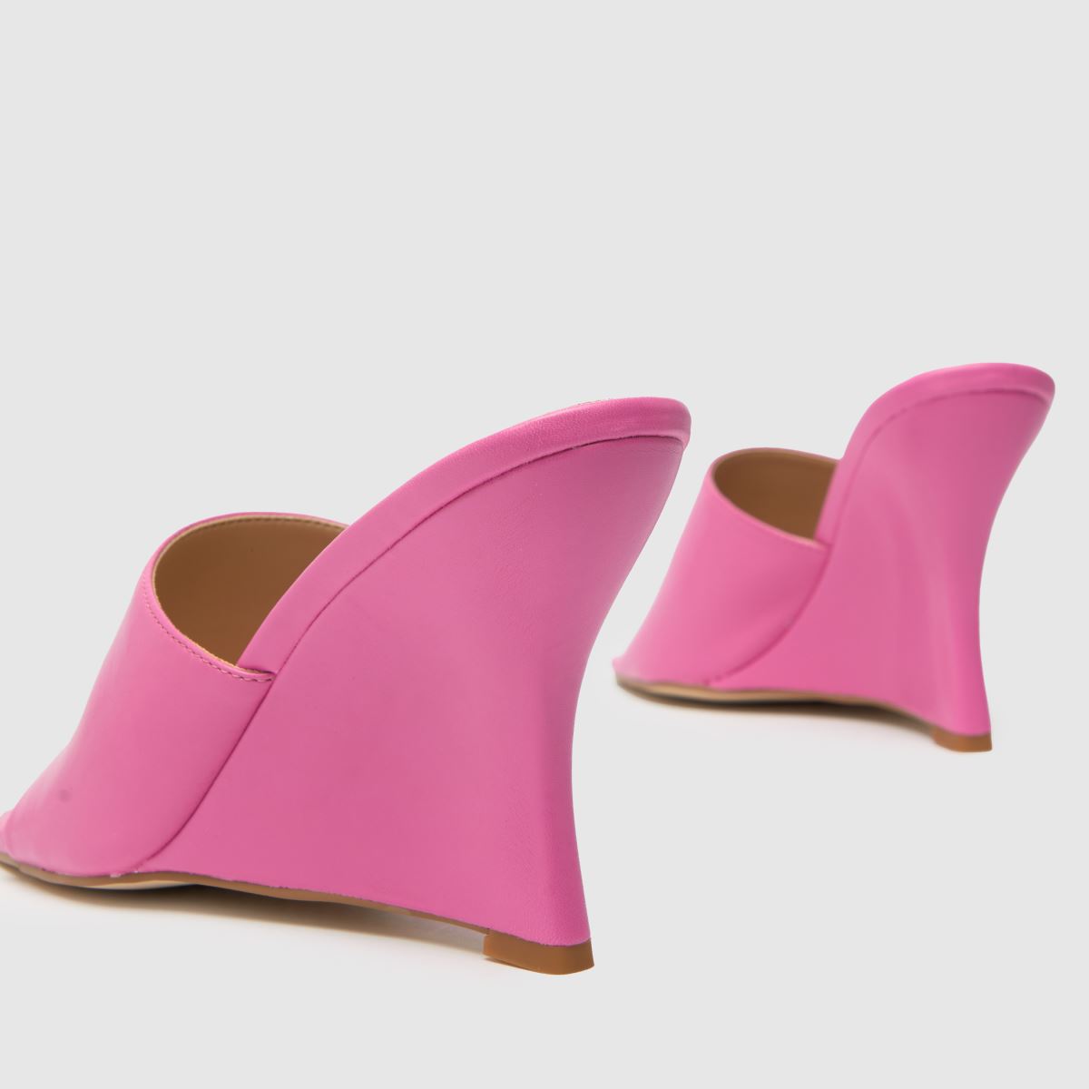 Schuh Samira éksarkú papucs rózsaszín magassarkúban