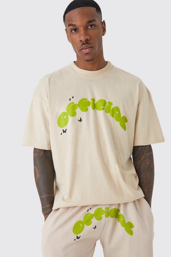 Oversize Official T-Shirt & Shorts