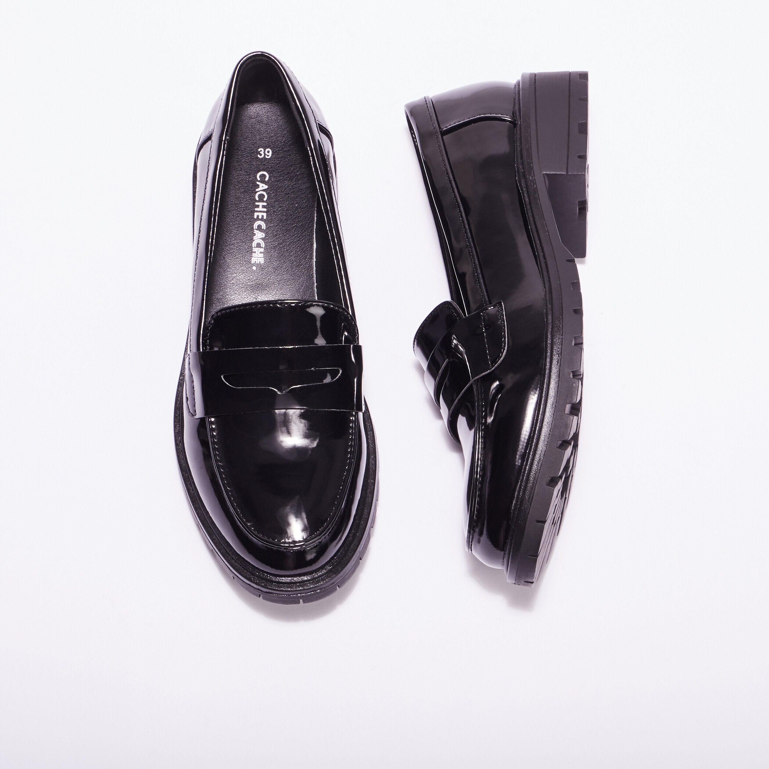 Mocassins vernis crantés noir femme | Cache Cache