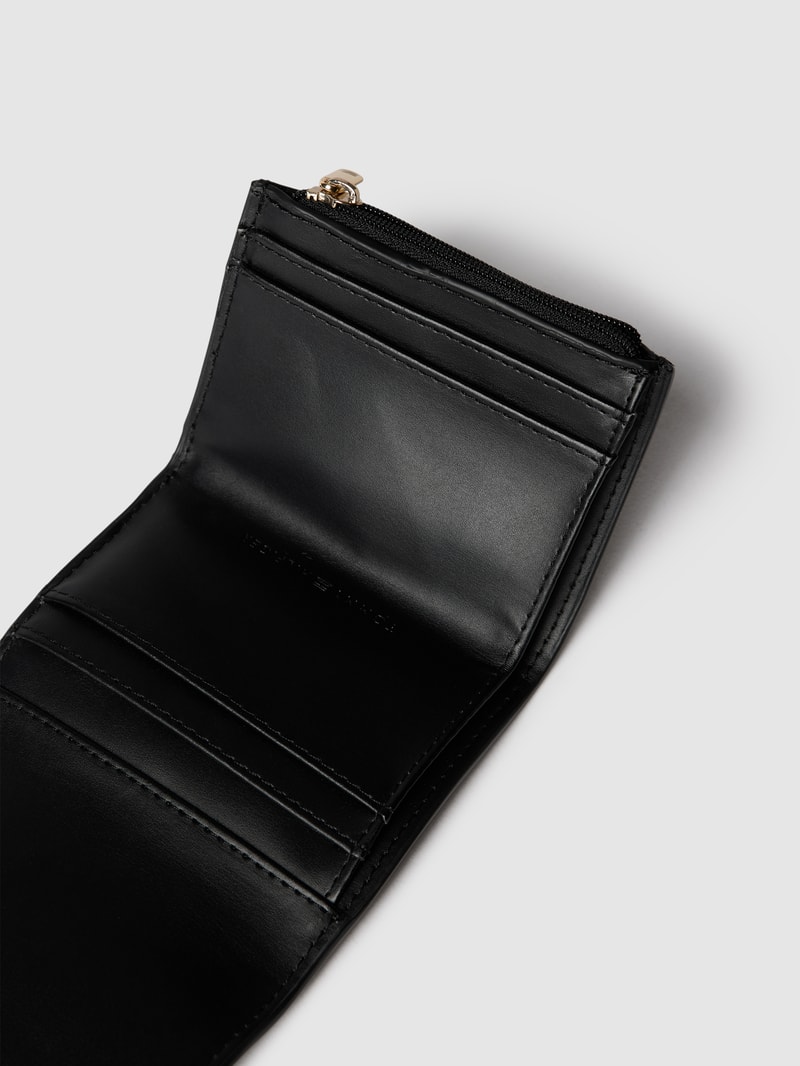 Portemonnaie mit Label-Detail Modell 'Life' in schwarz