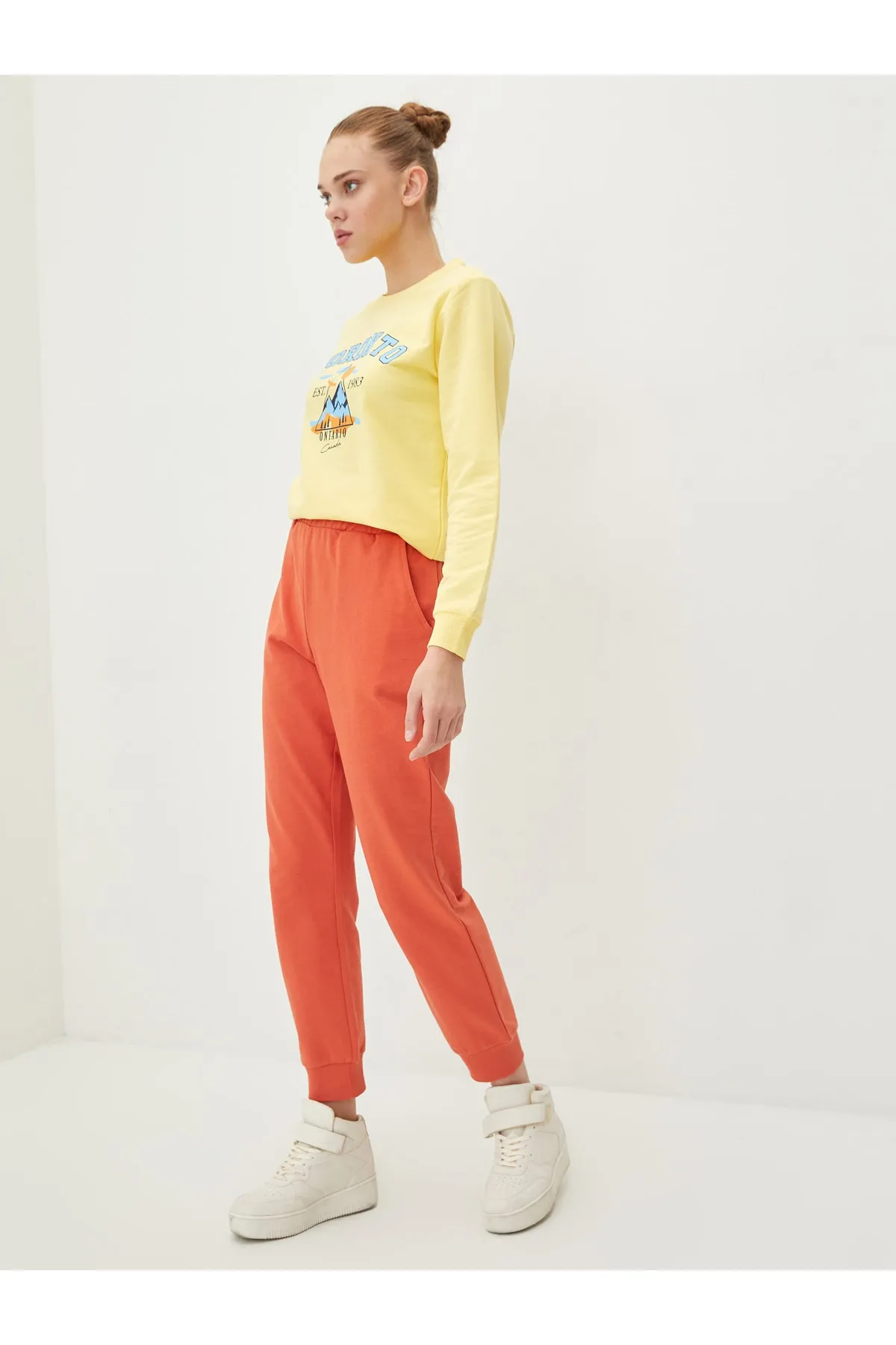 LC Waikiki  Jogginghose für Damen mit elastischem Bund und geradem Taschendetail