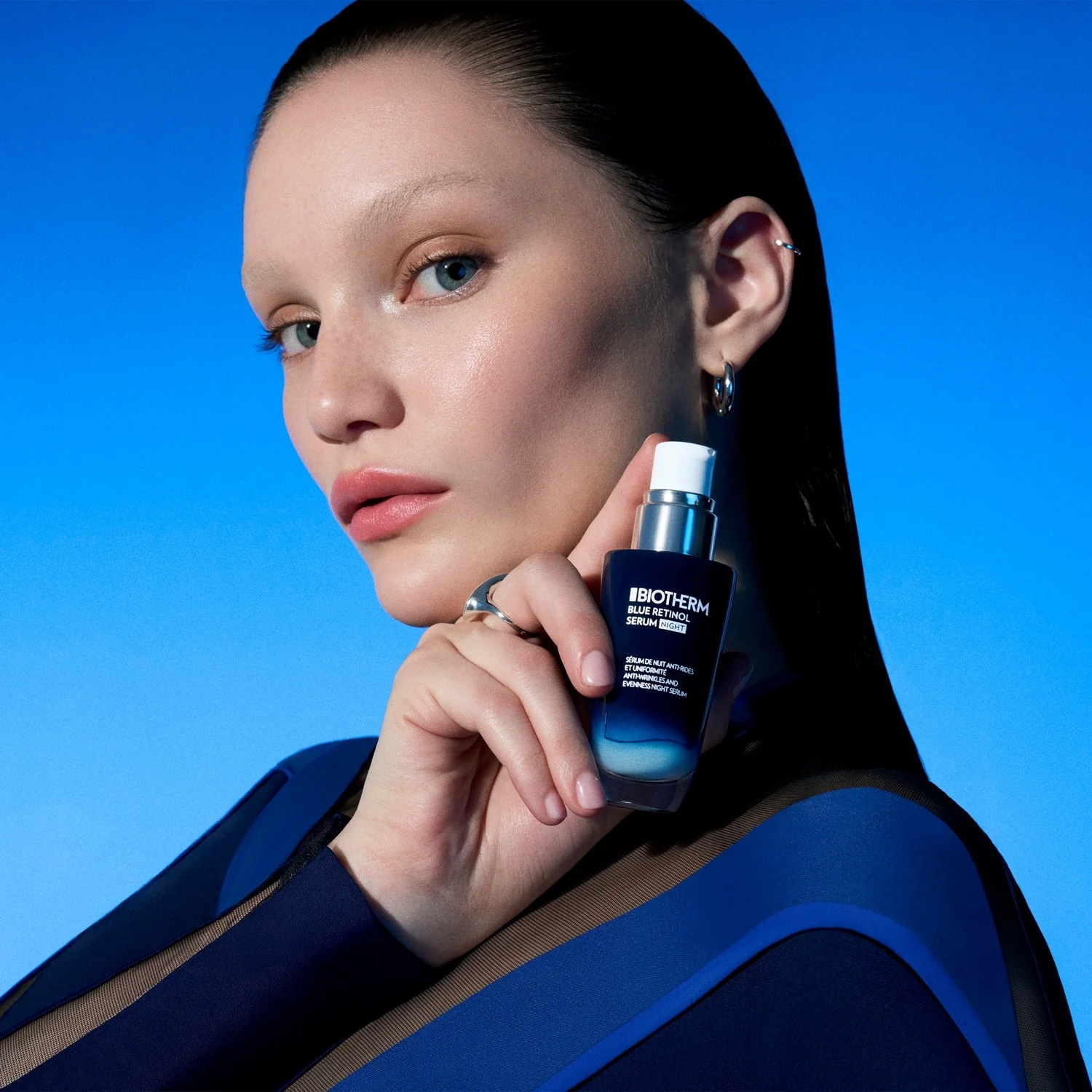 Blue Therapy Blue Retinol noćni serum - Noćni tretman protiv bora, Serum za lice protiv bora